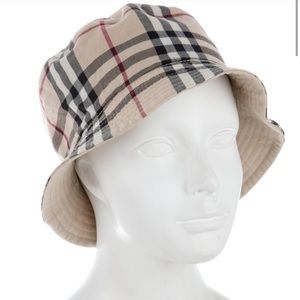 Burberry Vintage Reversible Bucket Hat